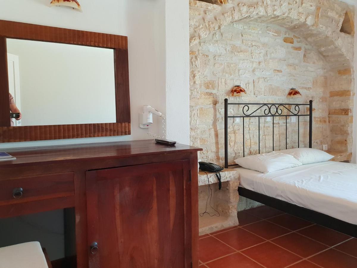 Captain'S Rocks Hotel Хриси-Акти Экстерьер фото